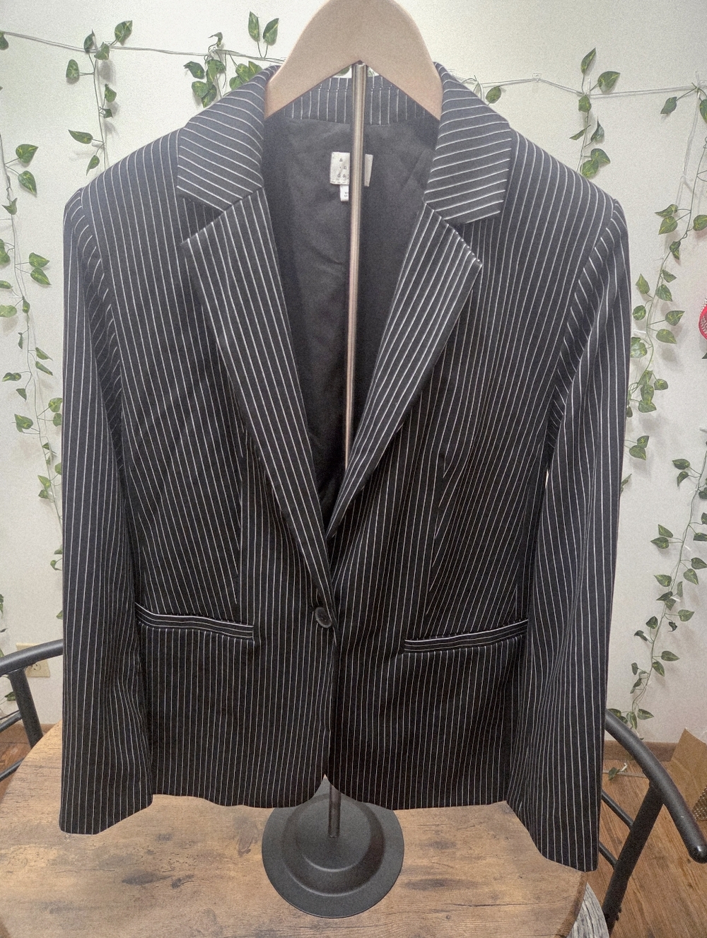 Black & White Women's FULL SUIT